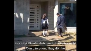 Nữ sinh mới lớn và anh hàng xóm dâm đãng